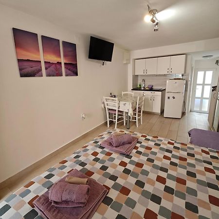 Studio Neva Baška Buitenkant foto